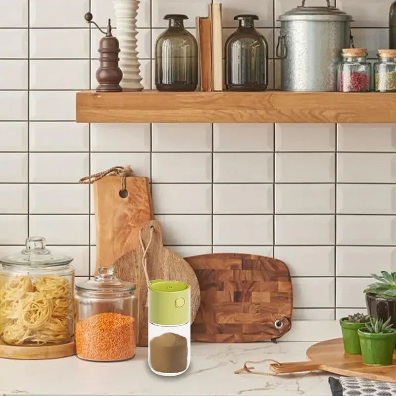 Distributeur de Sel avec Bec Verseur de Précision - Ton Aide Culinaire Parfaite