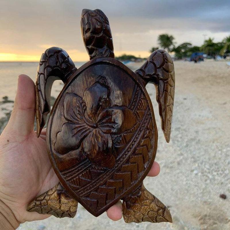 Figure de Tortue Tropicale - Élément de Décoration en Résine
