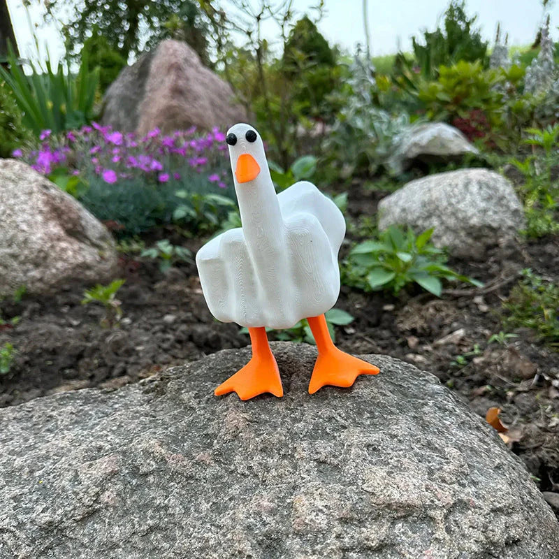 Figure de Canard Audacieuse pour le Jardin