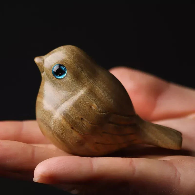 Oiseau en Bois de Santal Fabriqué à la Main