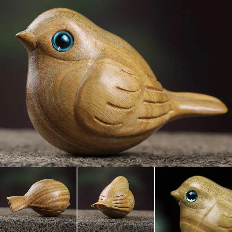 Oiseau en Bois de Santal Fabriqué à la Main