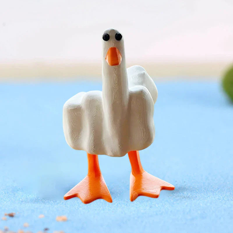 Figure de Canard Audacieuse pour le Jardin