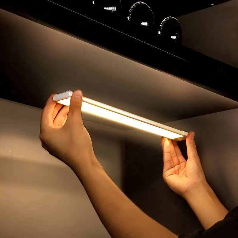 Bande Lumineuse à Led Activée par le Mouvement - un Éclairage Pratique pour chaque Pièce