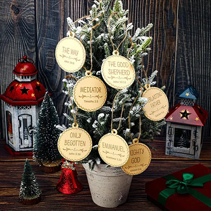Panneau en Bois avec des Noms Bibliques - une Décoration de Noël qui Inspire la Réflexion!