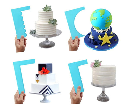 Set de 8 Racloirs à Décor de Gâteaux