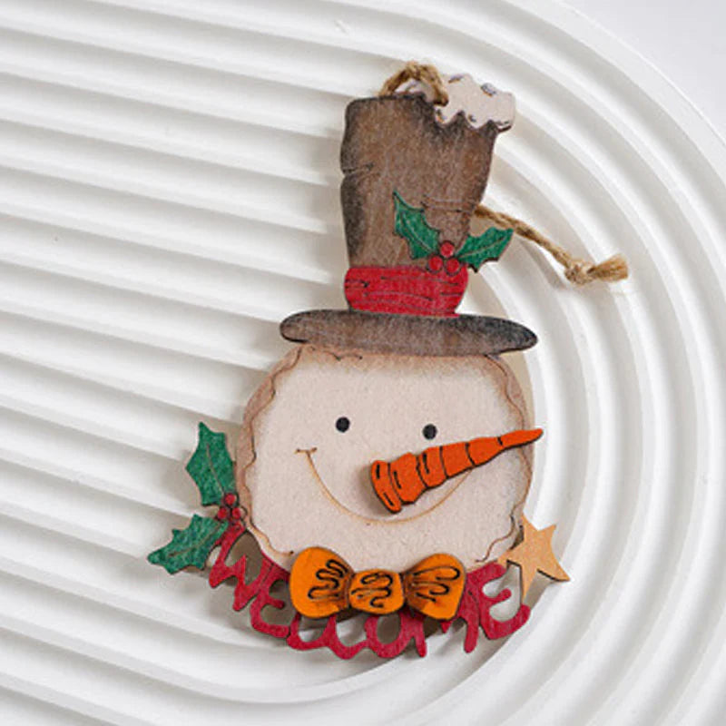 Des Pendentifs en Bois pour une Décoration de Noël Festive