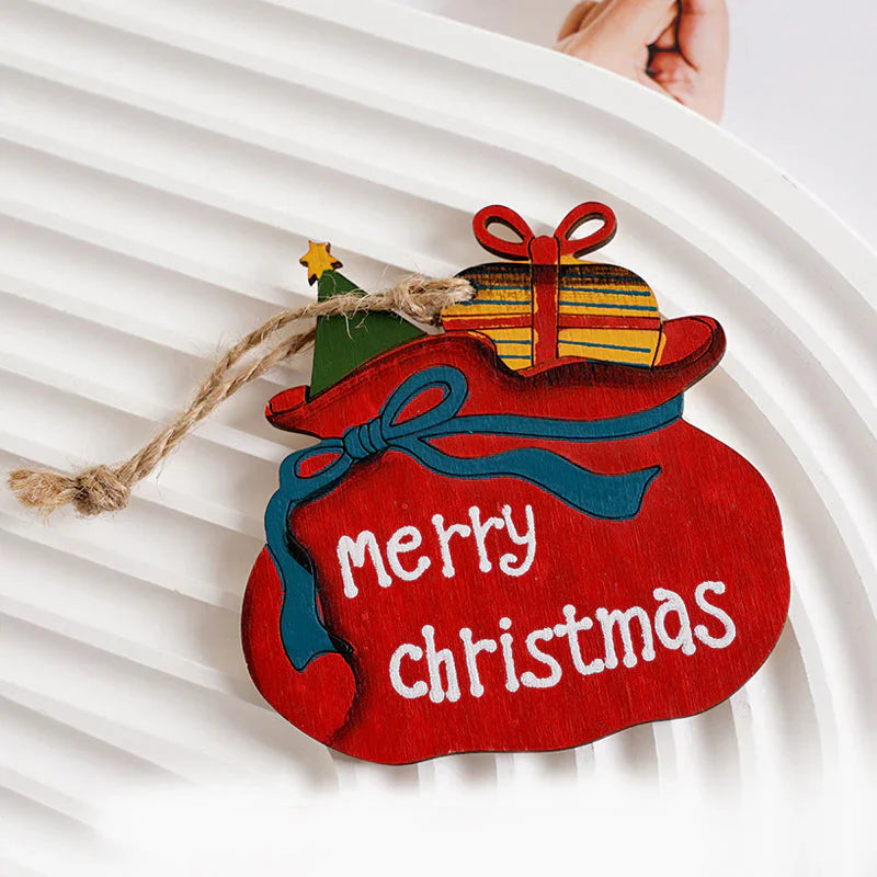 Des Pendentifs en Bois pour une Décoration de Noël Festive